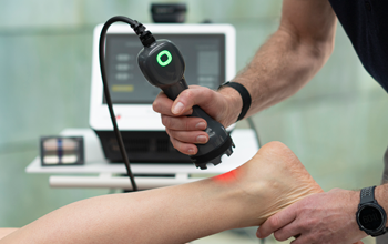High-Intensity Laser Therapy vs Red Light Therapy: What’s the Difference?